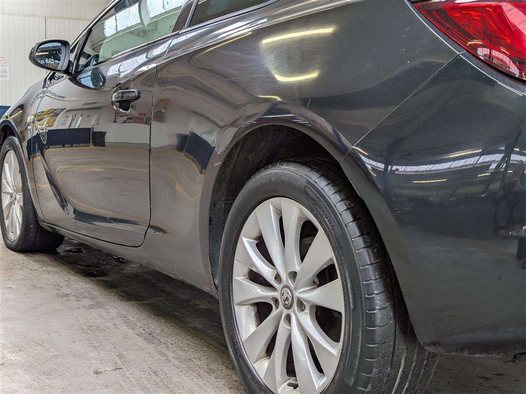 <p>2013 VAUXHALL ASTRA GTC SRI S/S</p>