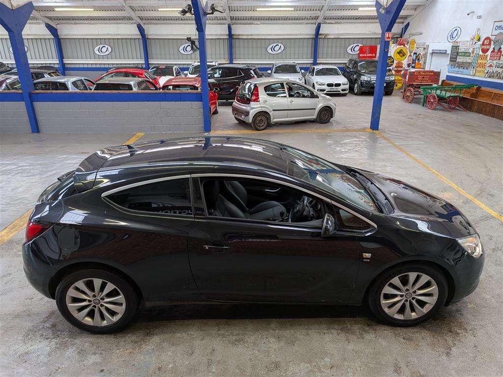 <p>2013 VAUXHALL ASTRA GTC SRI S/S</p>