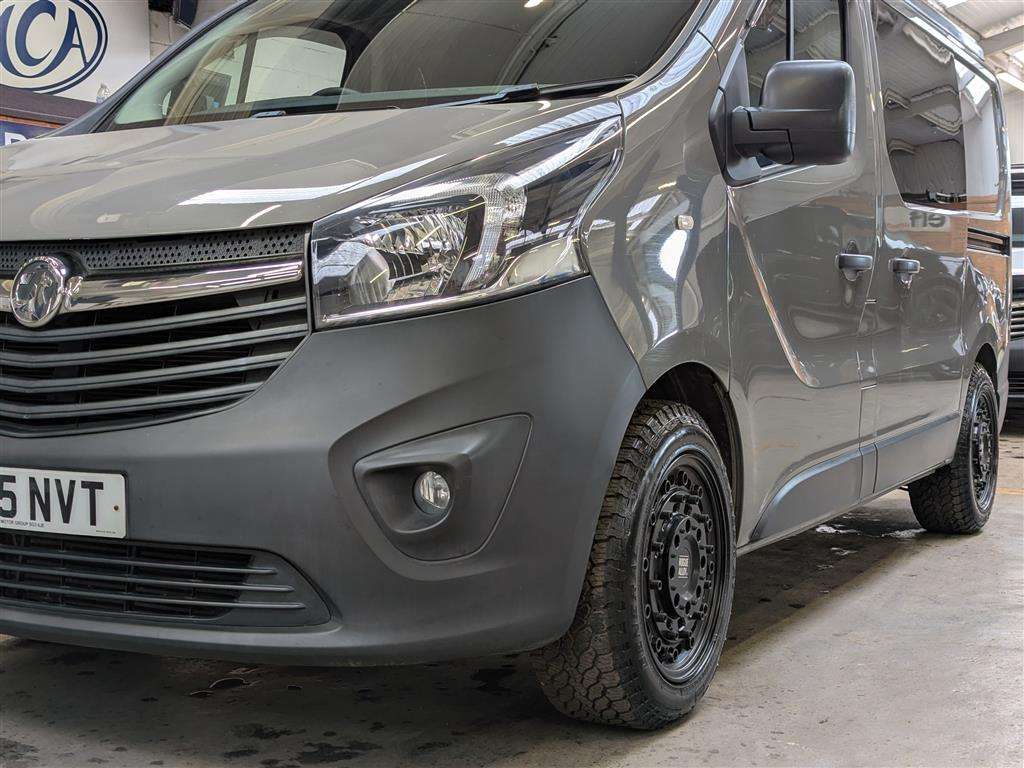 <p>2015 VAUXHALL VIVARO 2700 CDTI CAMPERVAN&nbsp;</p>