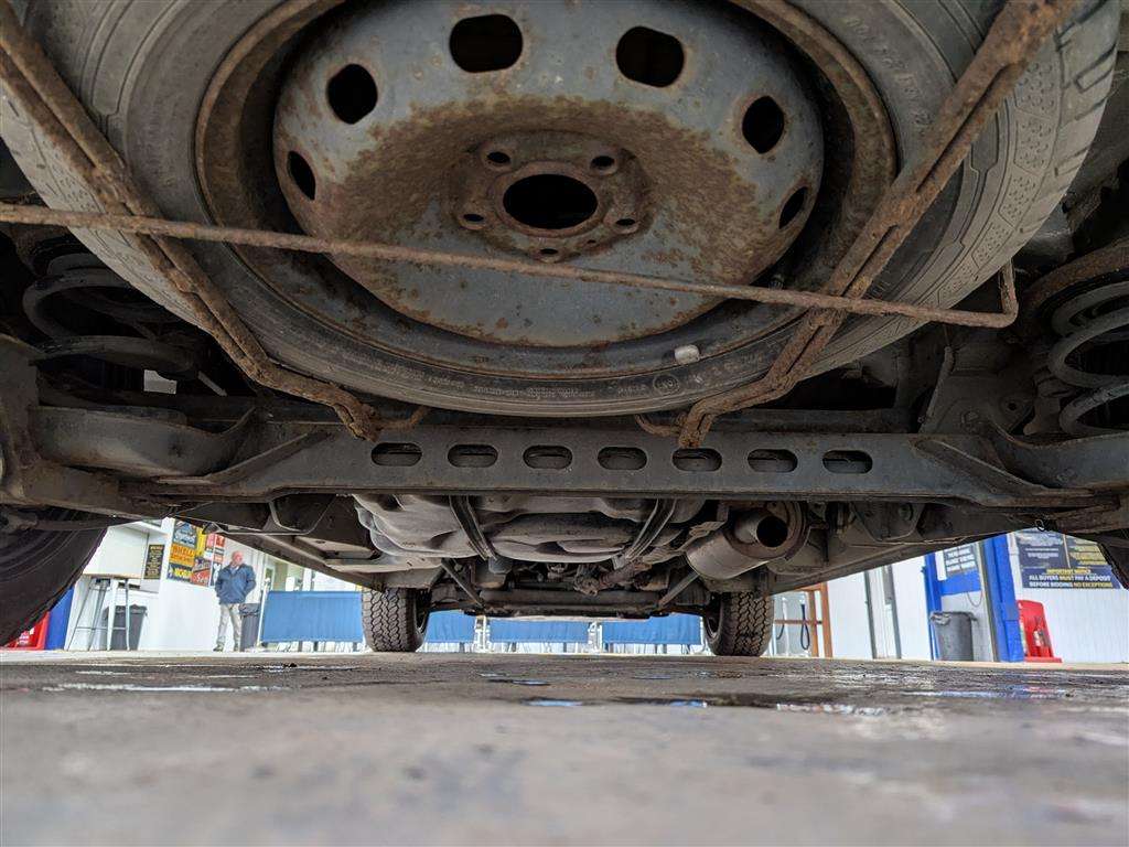 <p>2015 VAUXHALL VIVARO 2700 CDTI CAMPERVAN&nbsp;</p>