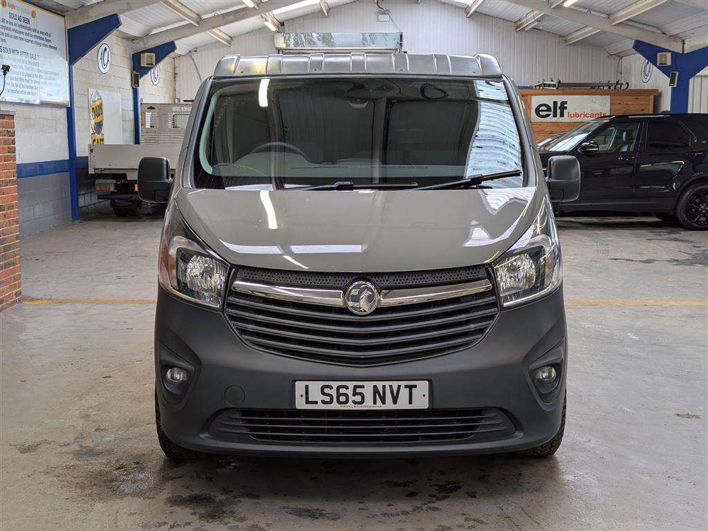 <p>2015 VAUXHALL VIVARO 2700 CDTI CAMPERVAN&nbsp;</p>