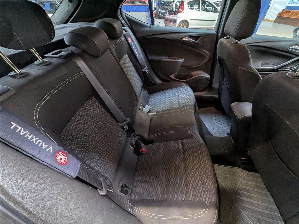 <p>2016 VAUXHALL ASTRA SRI TURBO</p>