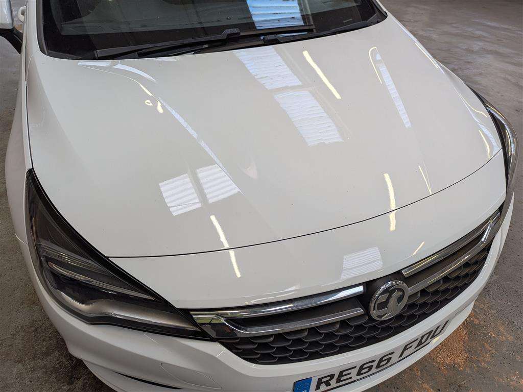 <p>2016 VAUXHALL ASTRA SRI TURBO</p>