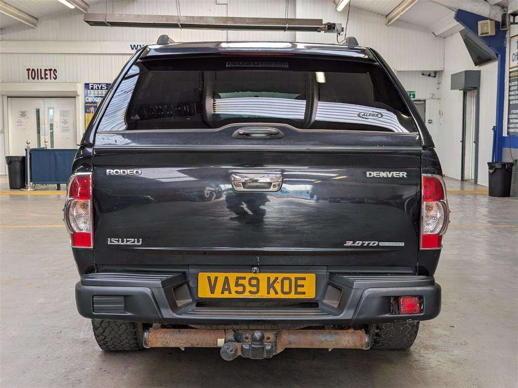 <p>2010 ISUZU TF RODEO DENVER MAX D/C A</p>