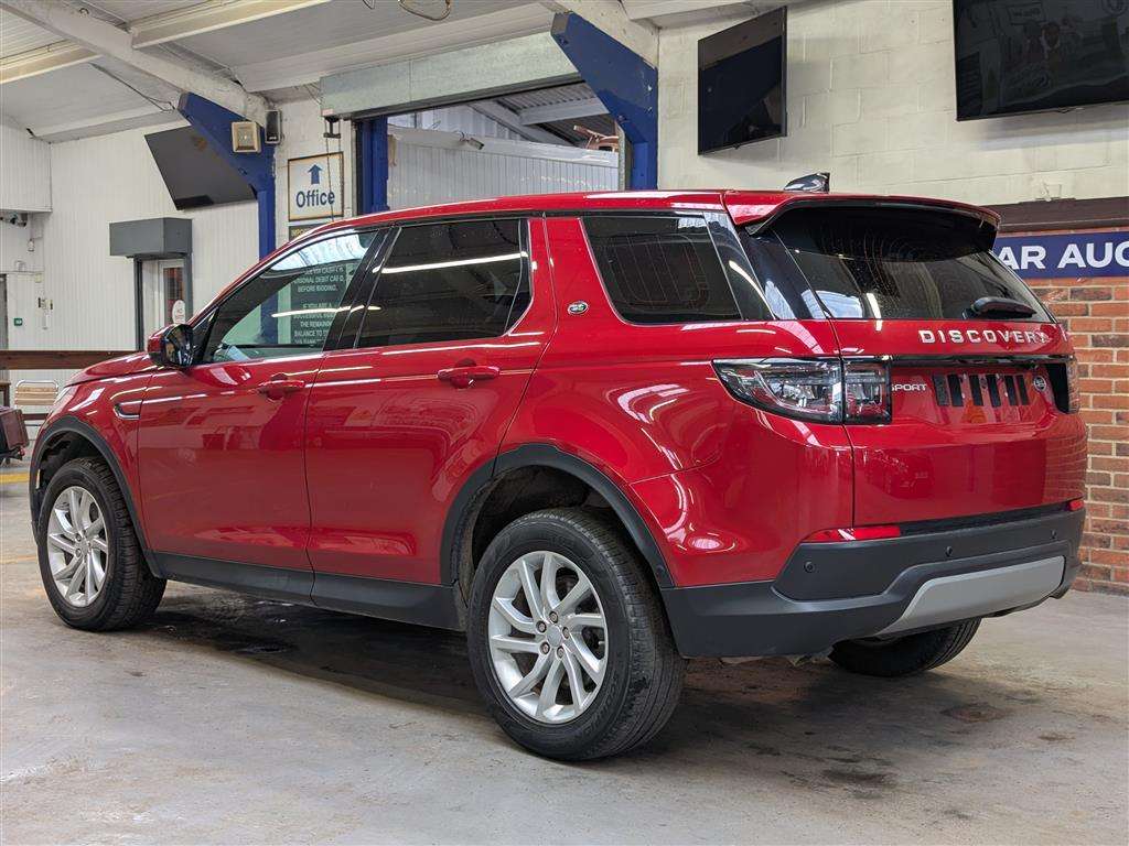 <p>2021 LAND ROVER DISCOVERY SPORT S D MHEV</p>
