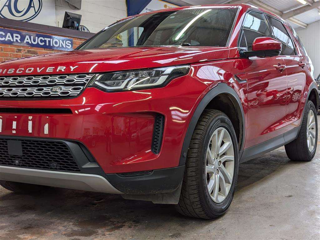 <p>2021 LAND ROVER DISCOVERY SPORT S D MHEV</p>