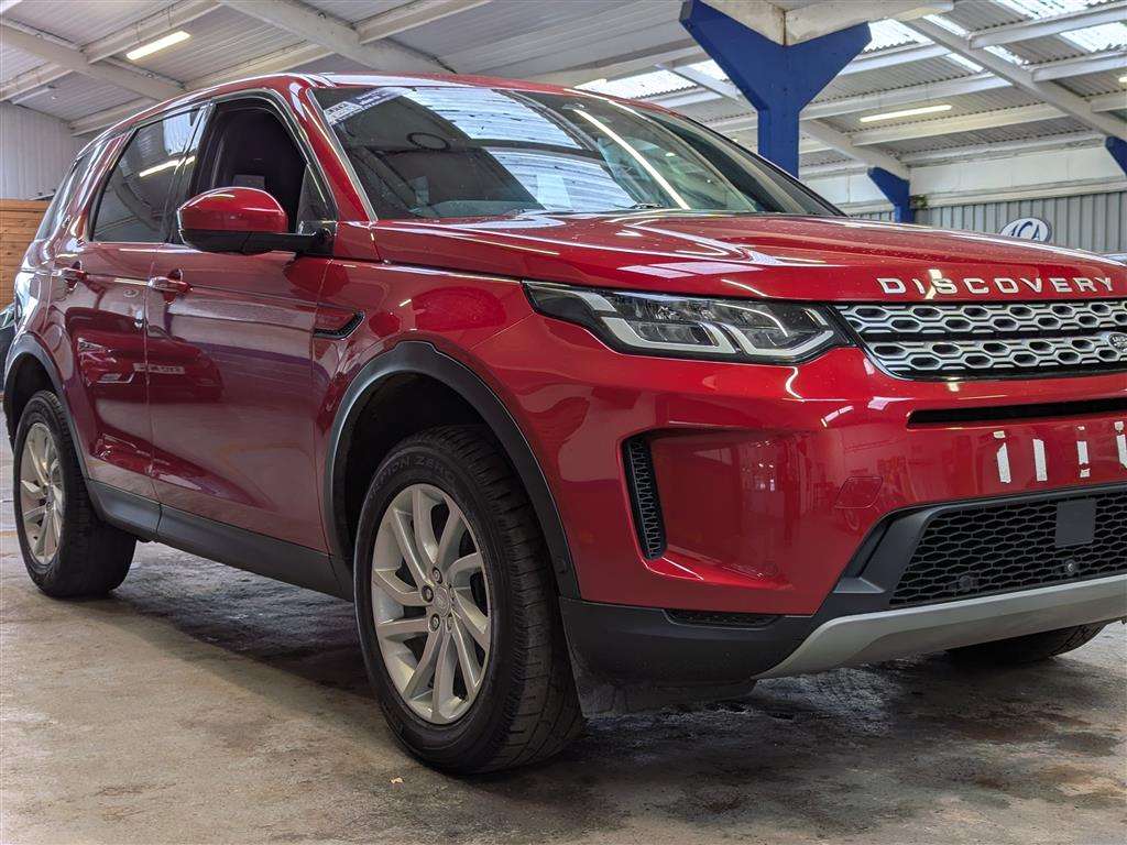 <p>2021 LAND ROVER DISCOVERY SPORT S D MHEV</p>