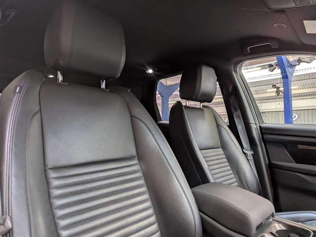 <p>2021 LAND ROVER DISCOVERY SPORT S D MHEV</p>