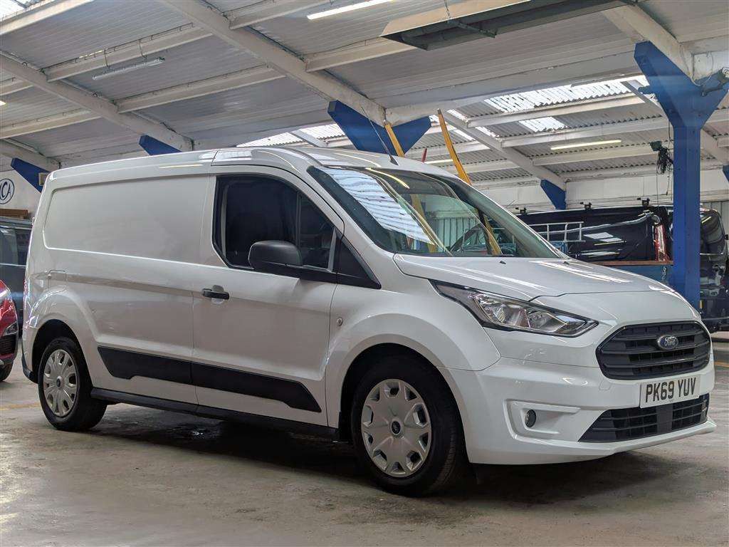 <p>2019 FORD TRANSIT CONNECT 210 TREND</p>