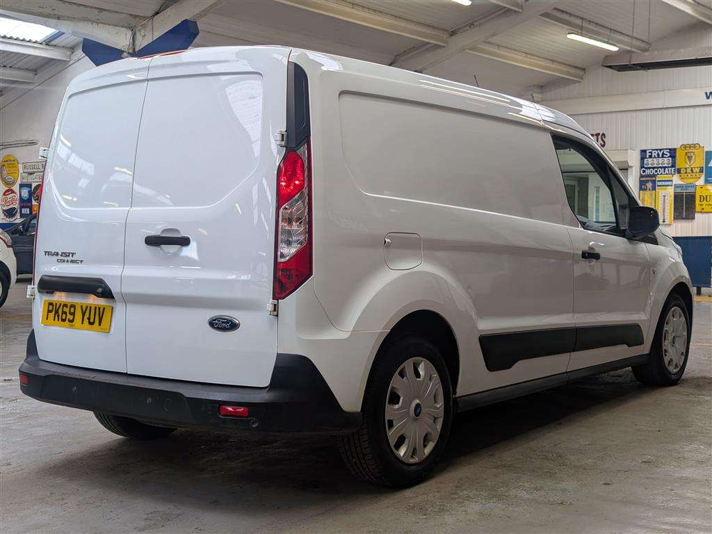 <p>2019 FORD TRANSIT CONNECT 210 TREND</p>