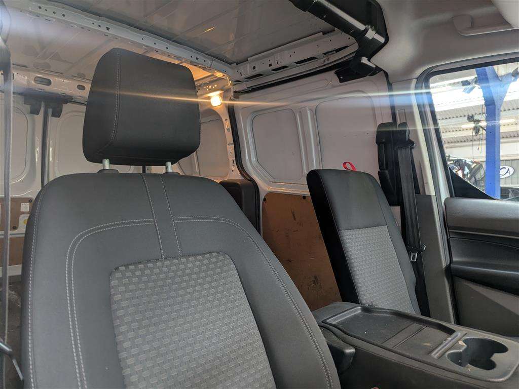 <p>2019 FORD TRANSIT CONNECT 210 TREND</p>