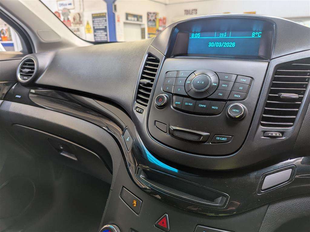 <p>2011 CHEVROLET ORLANDO LT VCDI AUTO **SOLD</p>