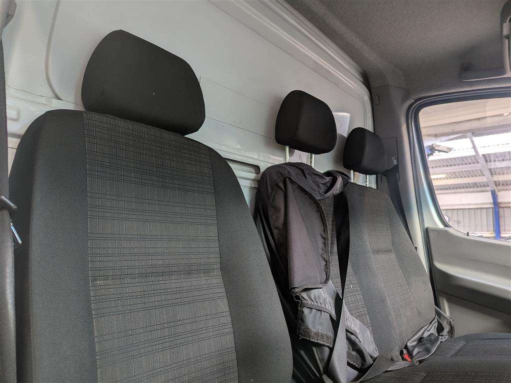 <p>2015 MERCEDES-BENZ SPRINTER 313 CDI</p>