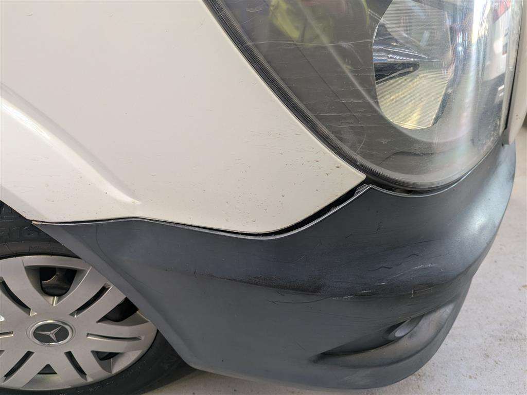 <p>2015 MERCEDES-BENZ SPRINTER 313 CDI</p>