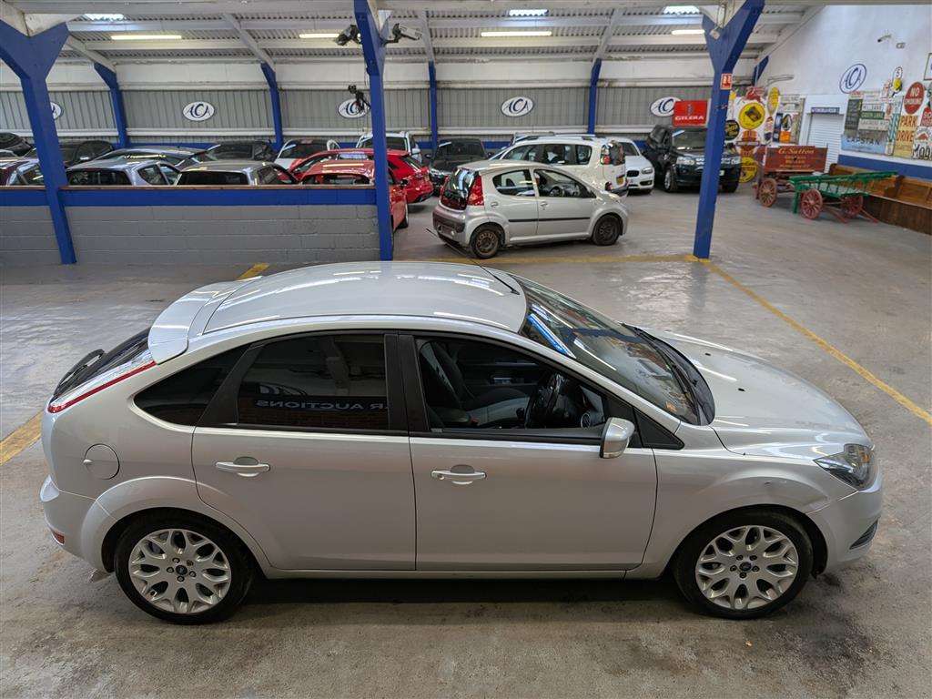 <p>2010 FORD FOCUS ZETEC 125</p>