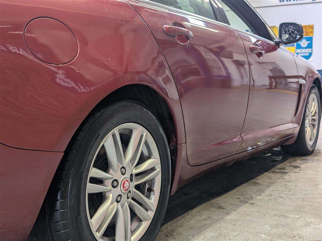 <p>2014 JAGUAR XF LUXURY V6 D AUTO</p>