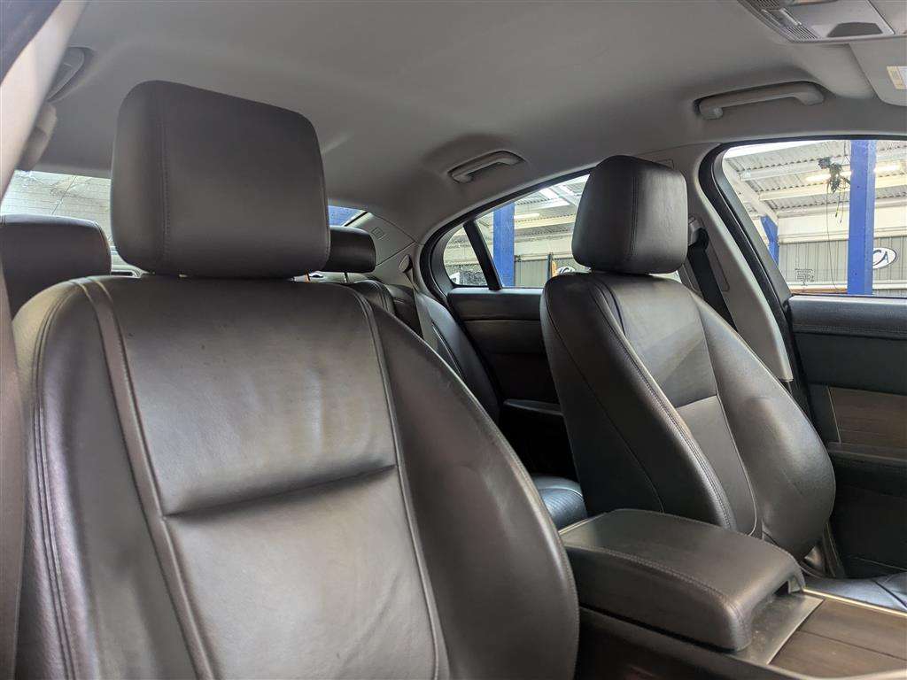 <p>2014 JAGUAR XF LUXURY V6 D AUTO</p>