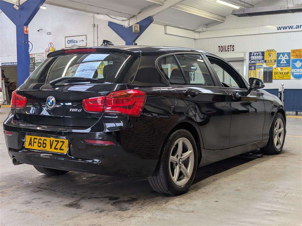 <p>2017 BMW 116D ED PLUS</p>