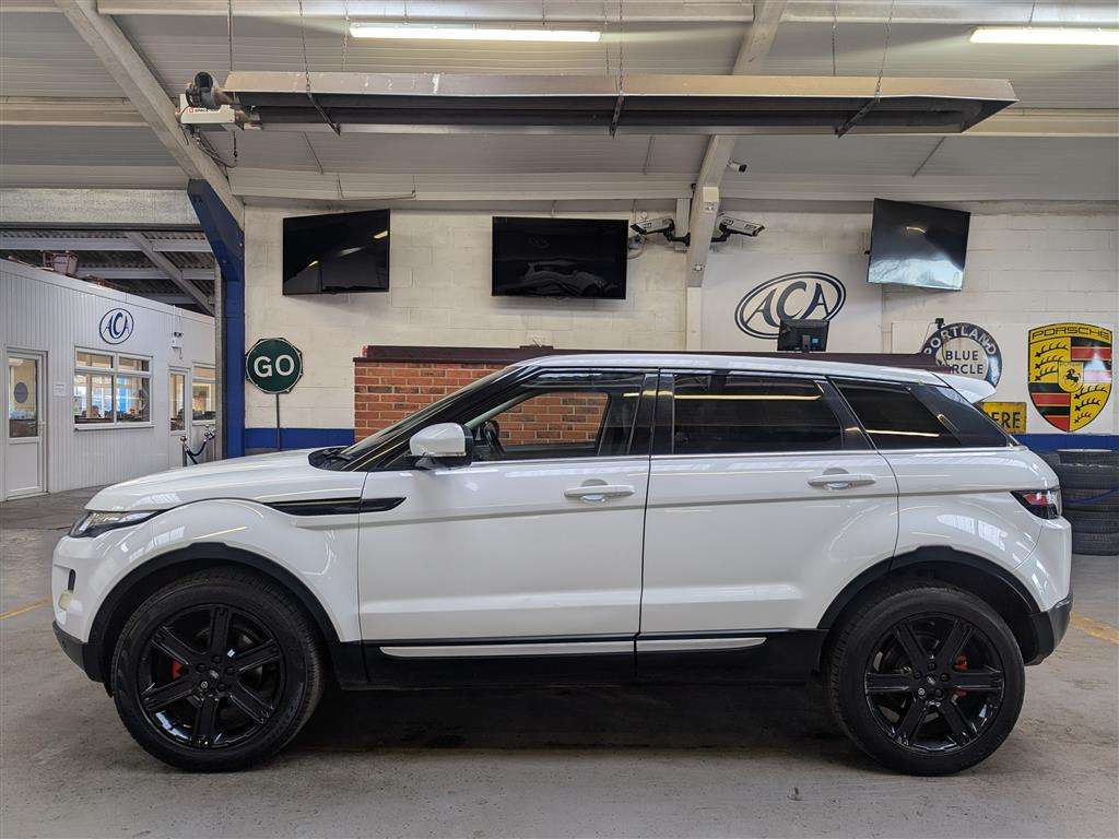 <p>2012 LAND ROVER RANGE ROVER EVOQUE PR-LUX</p>