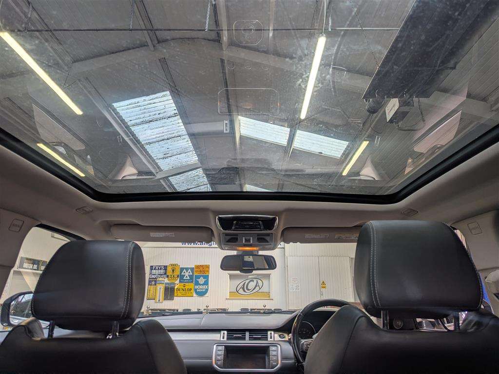 <p>2012 LAND ROVER RANGE ROVER EVOQUE PR-LUX</p>