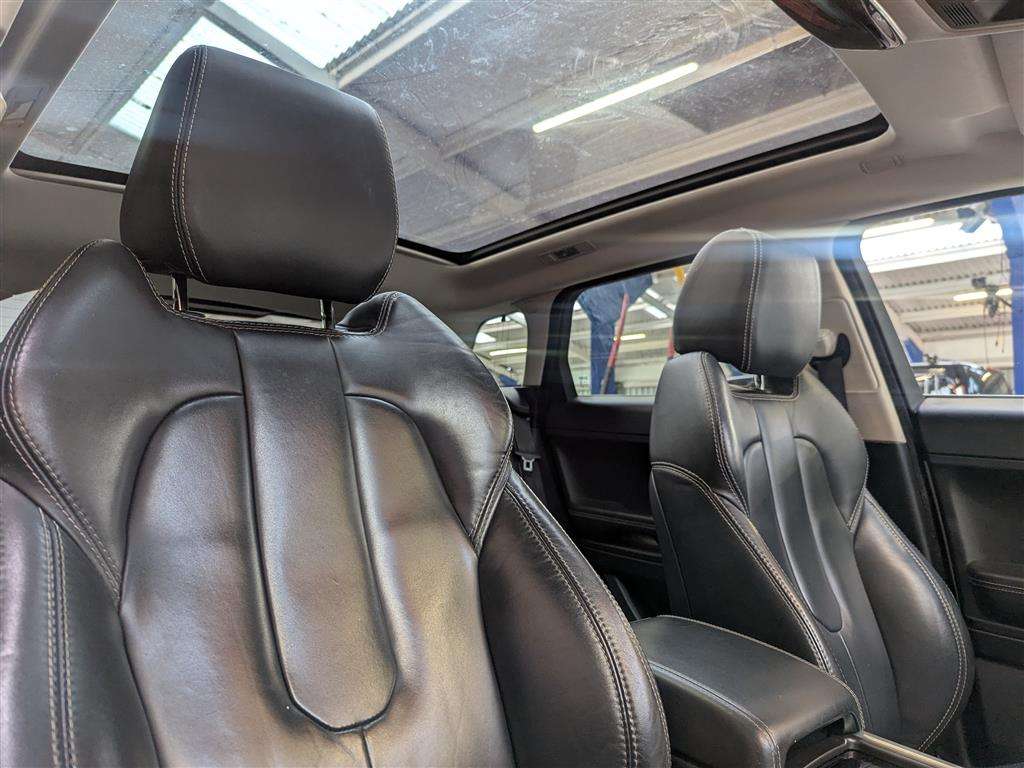 <p>2012 LAND ROVER RANGE ROVER EVOQUE PR-LUX</p>