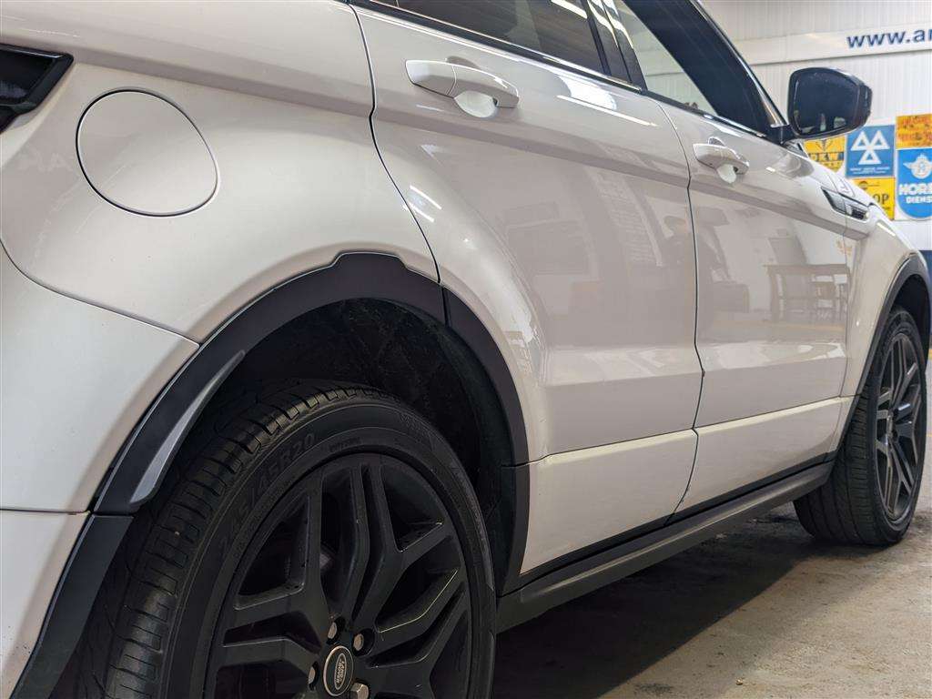 <p>2017 LAND ROVER R ROVER EVOQUE HSE DYN TD</p>