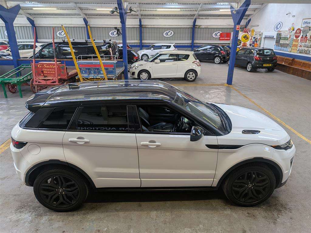 <p>2017 LAND ROVER R ROVER EVOQUE HSE DYN TD</p>