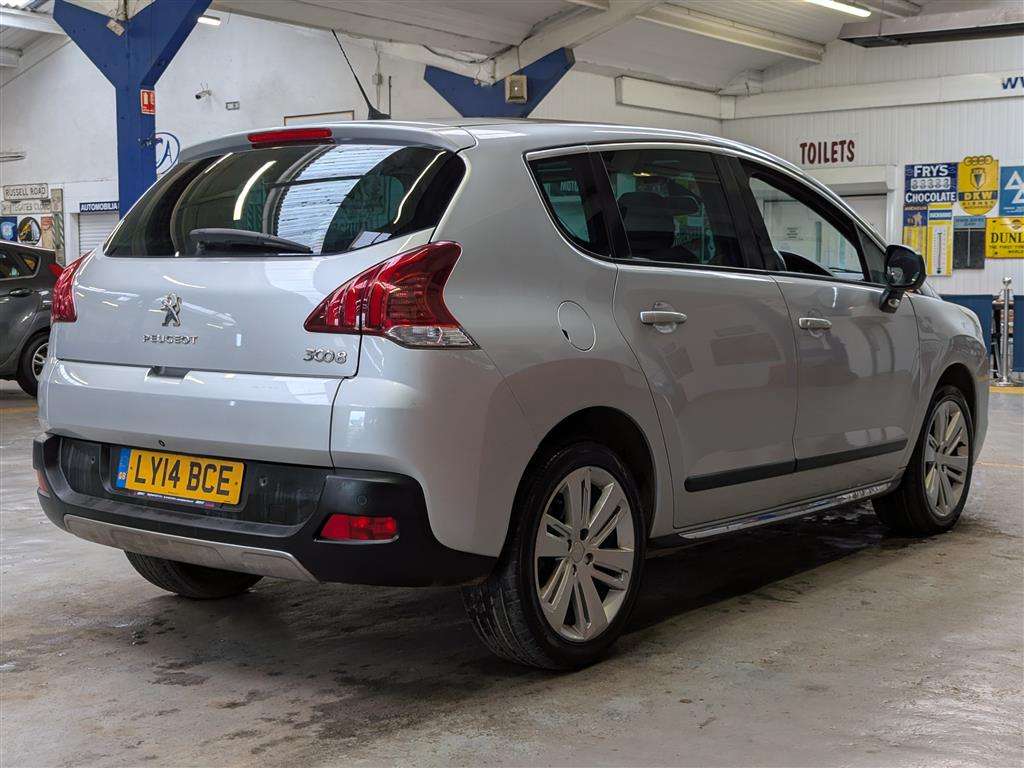 <p>2014 PEUGEOT 3008 ALLURE HDI</p>