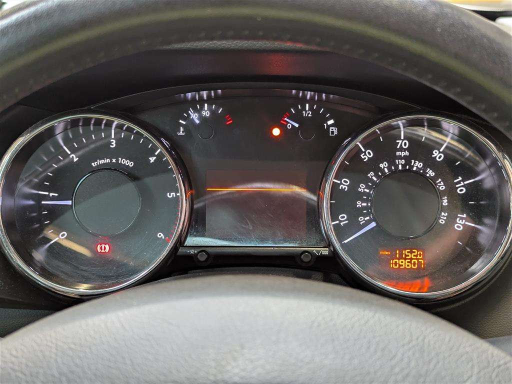 <p>2014 PEUGEOT 3008 ALLURE HDI</p>