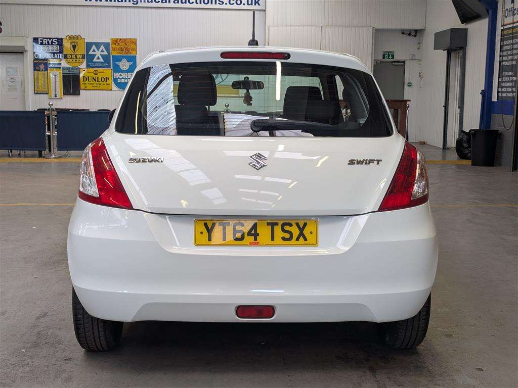 <p>2014 SUZUKI SWIFT SZ2</p>