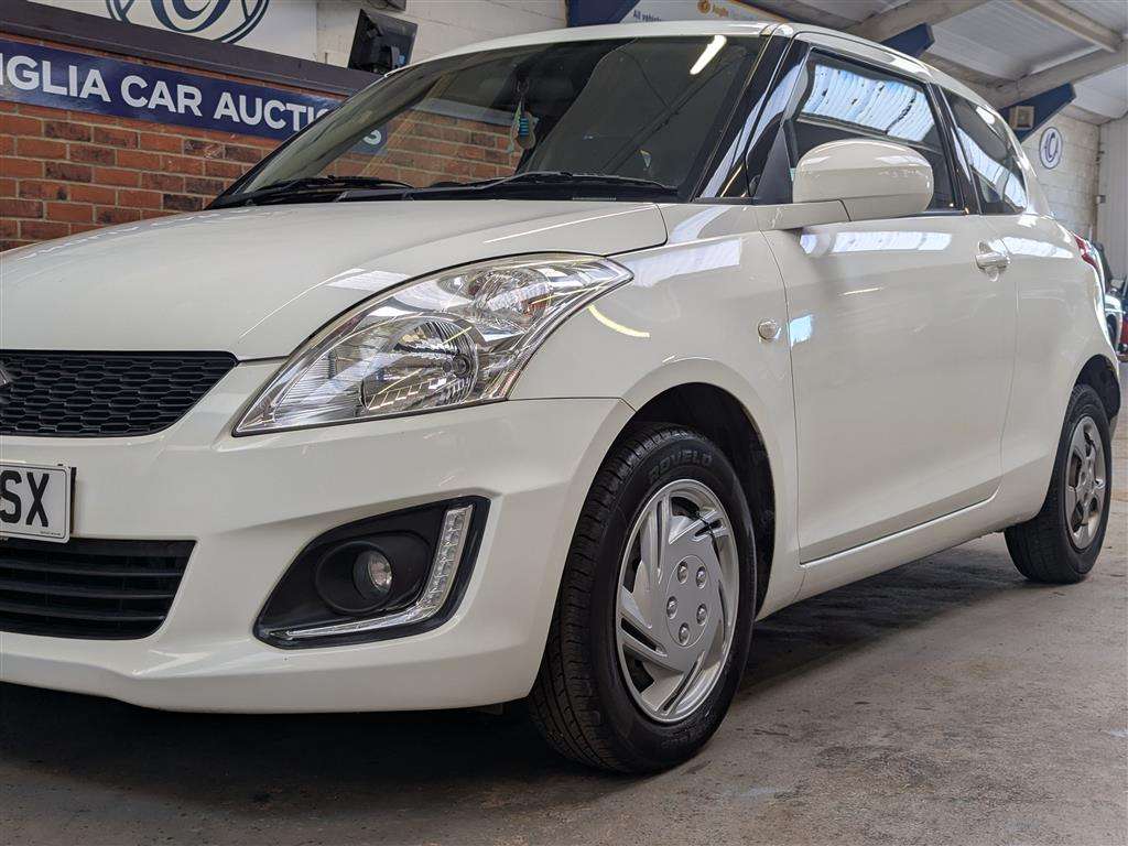 <p>2014 SUZUKI SWIFT SZ2</p>