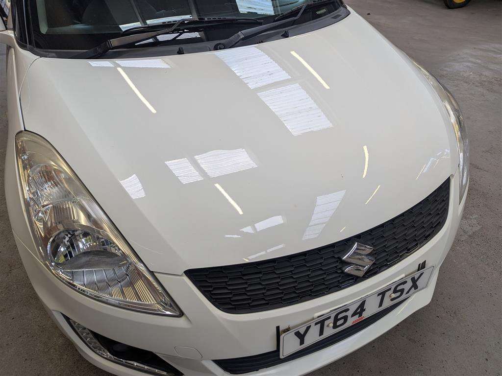 <p>2014 SUZUKI SWIFT SZ2</p>