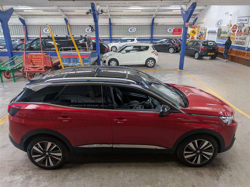 <p>2019 PEUGEOT 3008 GT LINE PREM P-TECH</p>