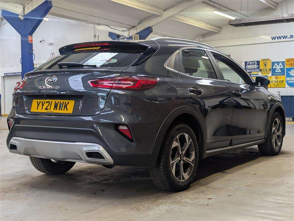 <p>2021 KIA XCEED 2 ISG</p>