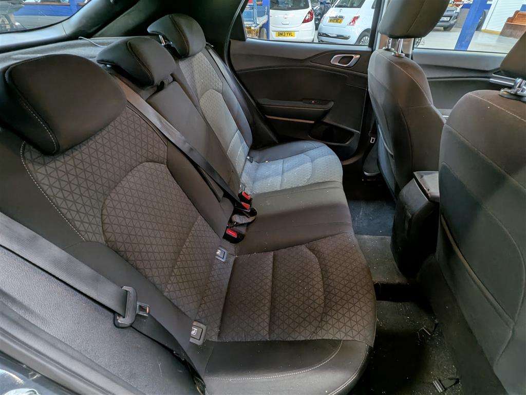 <p>2021 KIA XCEED 2 ISG</p>