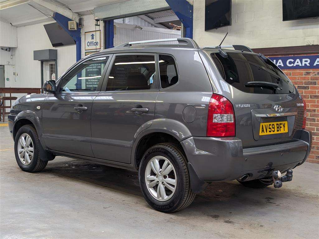 <p>2009 HYUNDAI TUCSON STYLE 2WD CRDI</p>