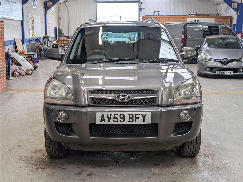 <p>2009 HYUNDAI TUCSON STYLE 2WD CRDI</p>