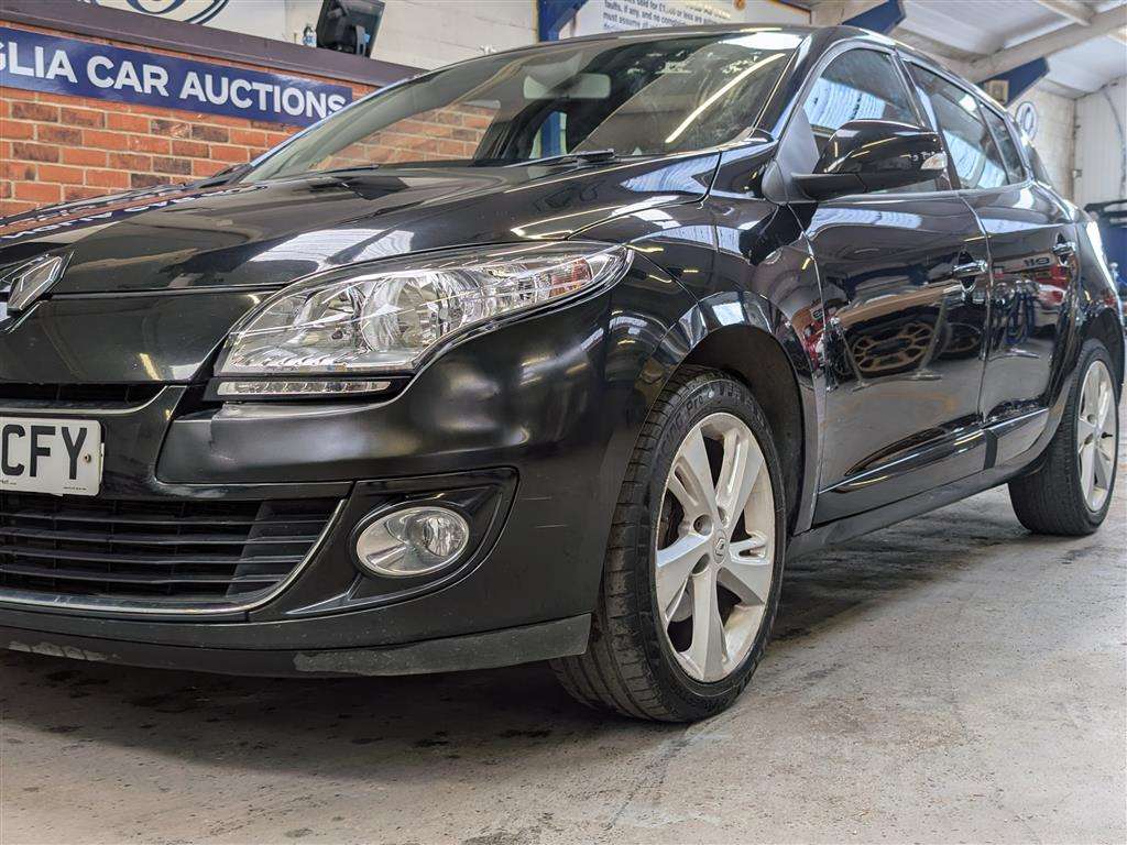 <p>2013 RENAULT MEGANE DYNAMIQUE DCI</p>