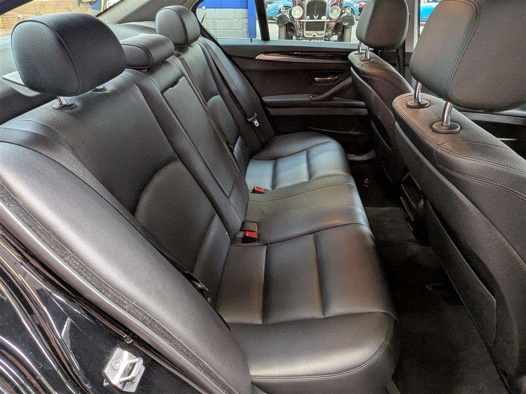 <p>2015 BMW 520D SE AUTO</p>