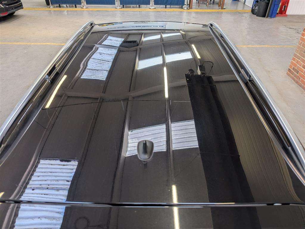 <p>2013 MERCEDES-BENZ C350 AMG SPORT + CDI BLUE</p>