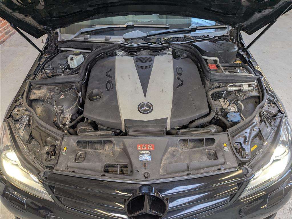 <p>2013 MERCEDES-BENZ C350 AMG SPORT + CDI BLUE</p>