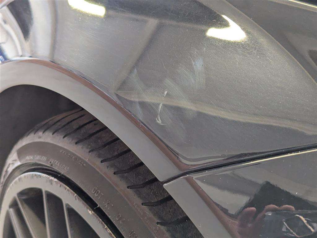 <p>2013 MERCEDES-BENZ C350 AMG SPORT + CDI BLUE</p>