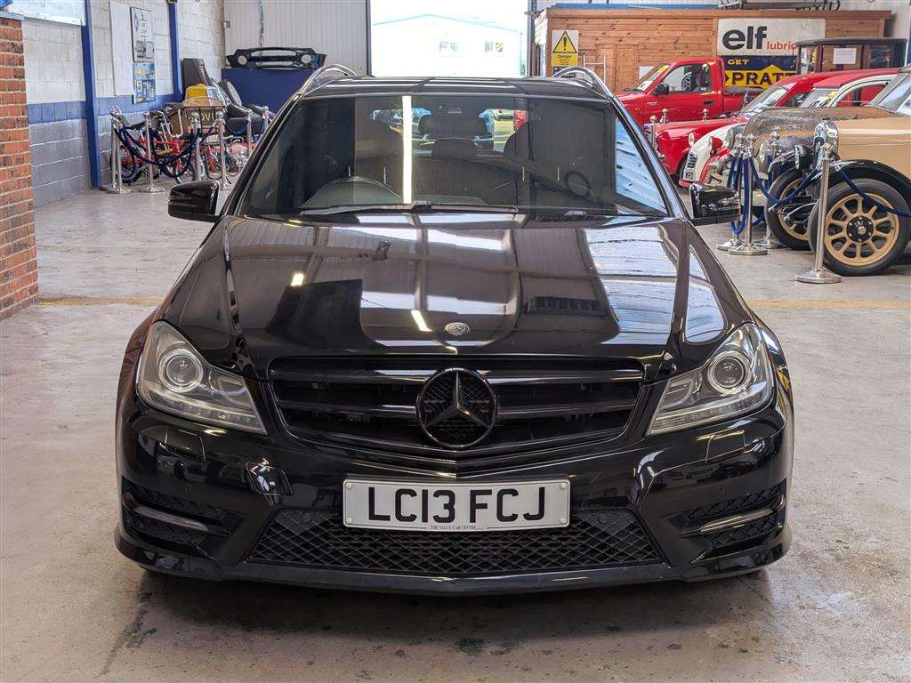 <p>2013 MERCEDES-BENZ C350 AMG SPORT + CDI BLUE</p>
