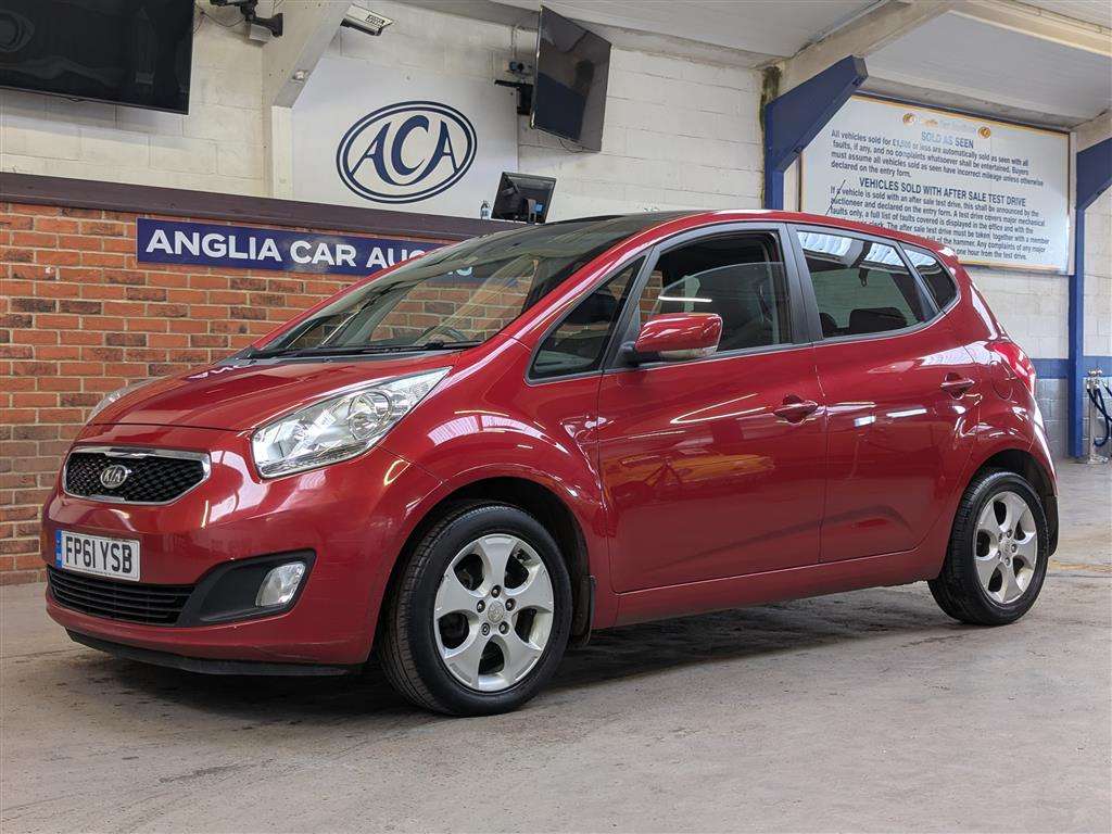 <p>2012 KIA VENGA 3 ECODYNAMICS CRDI</p>