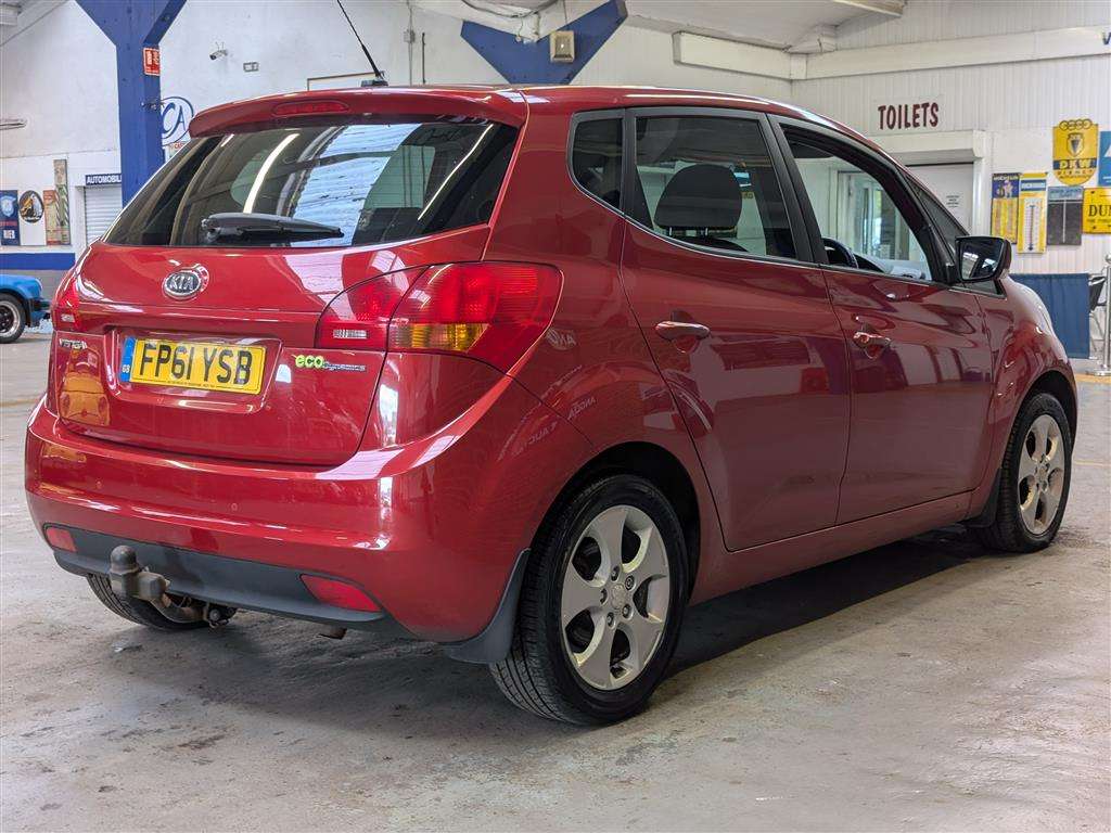 <p>2012 KIA VENGA 3 ECODYNAMICS CRDI</p>