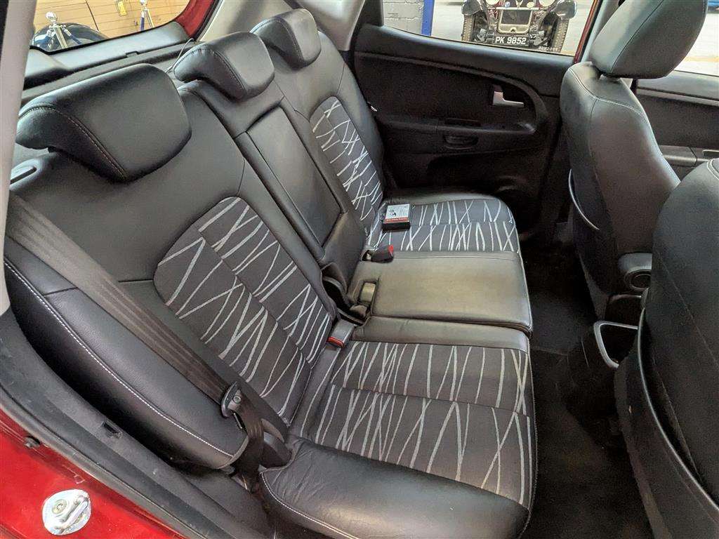 <p>2012 KIA VENGA 3 ECODYNAMICS CRDI</p>