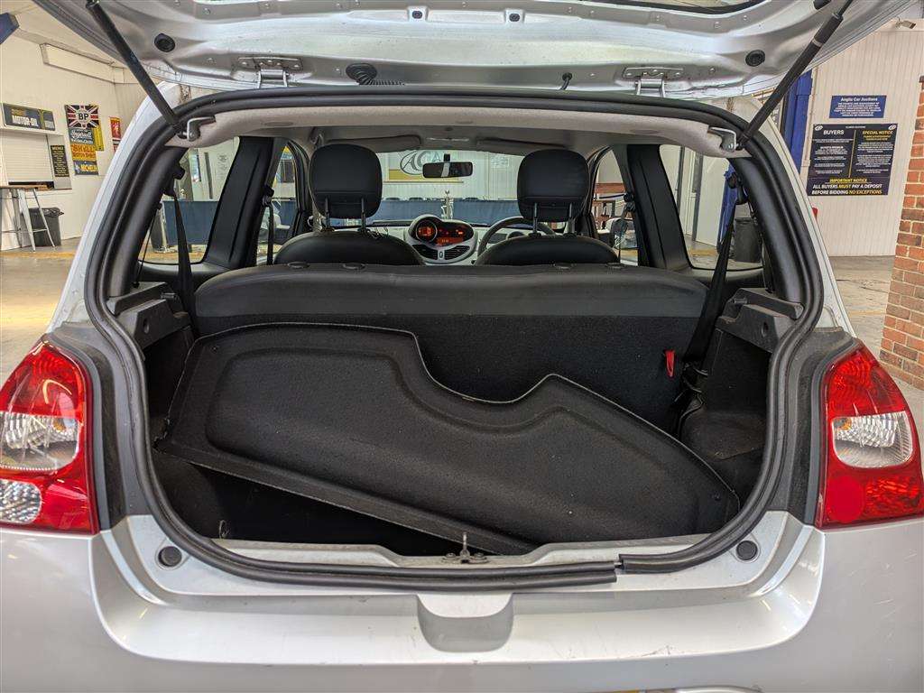 <p>2010 RENAULT TWINGO I-MUSIC</p>