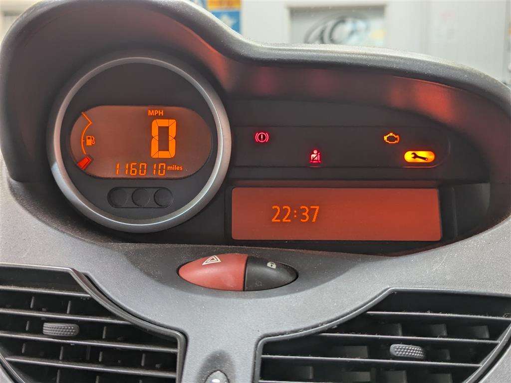 <p>2010 RENAULT TWINGO I-MUSIC</p>