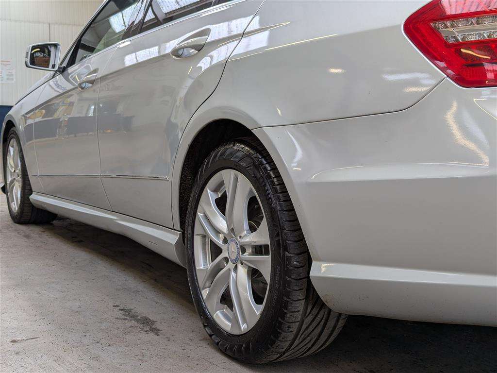 <p>2013 MERCEDES-BENZ E220 SPORT CDI BLUEEF-CY</p>