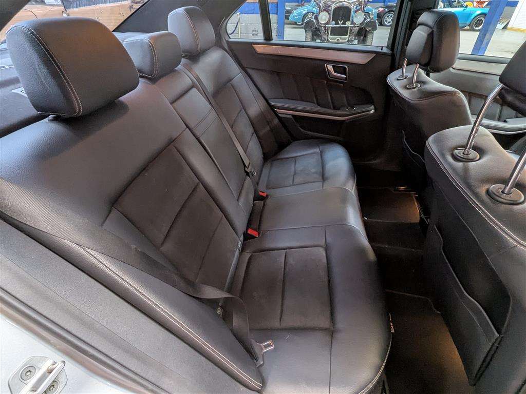 <p>2013 MERCEDES-BENZ E220 SPORT CDI BLUEEF-CY</p>